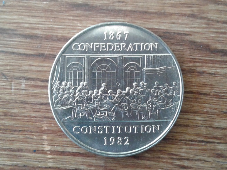 Grade-Of-This-1982-Constitution-Dollar